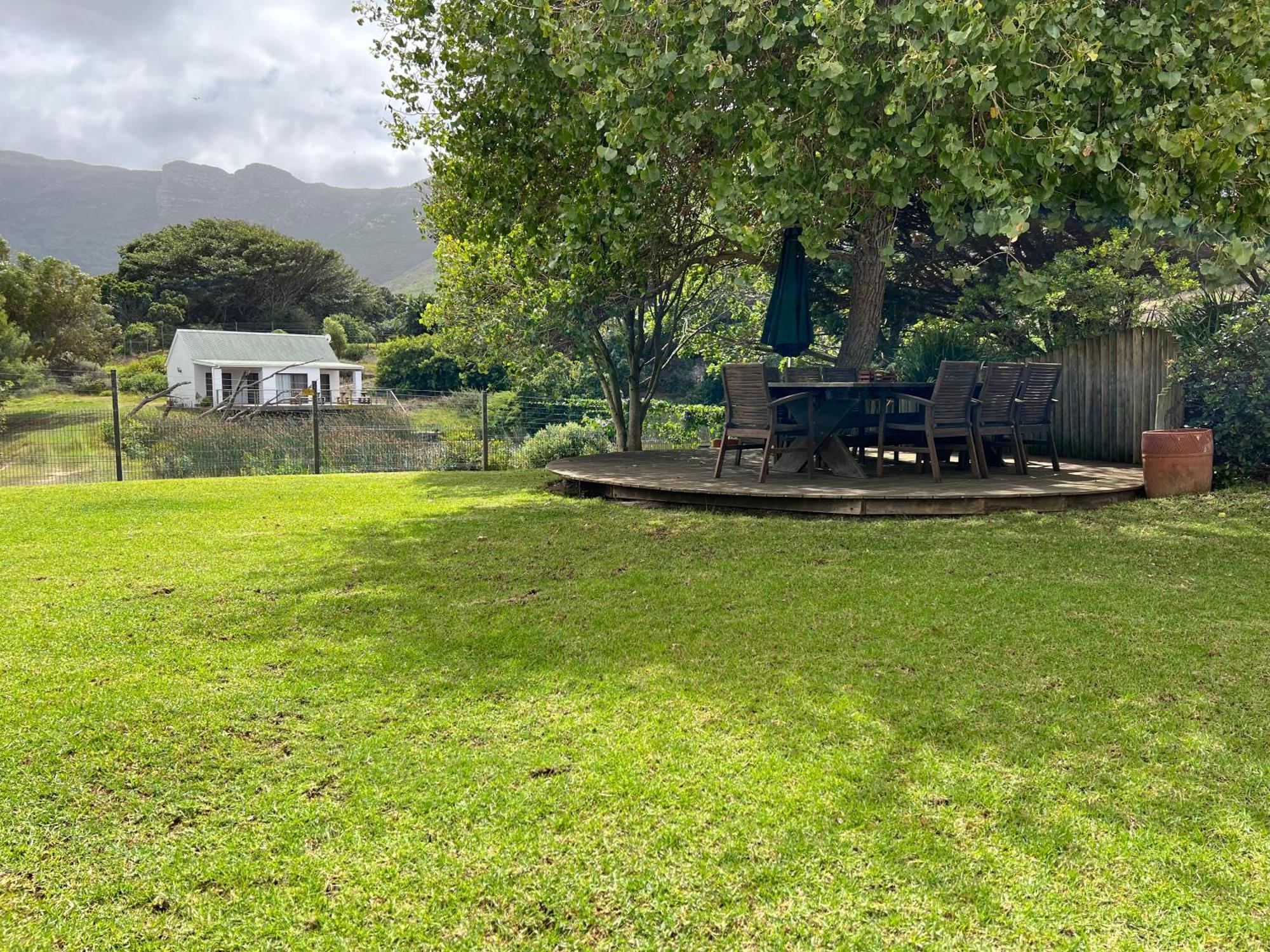 Serene, Thatched Apartment In Noordhoek, Kapstaden Eksteriør billede