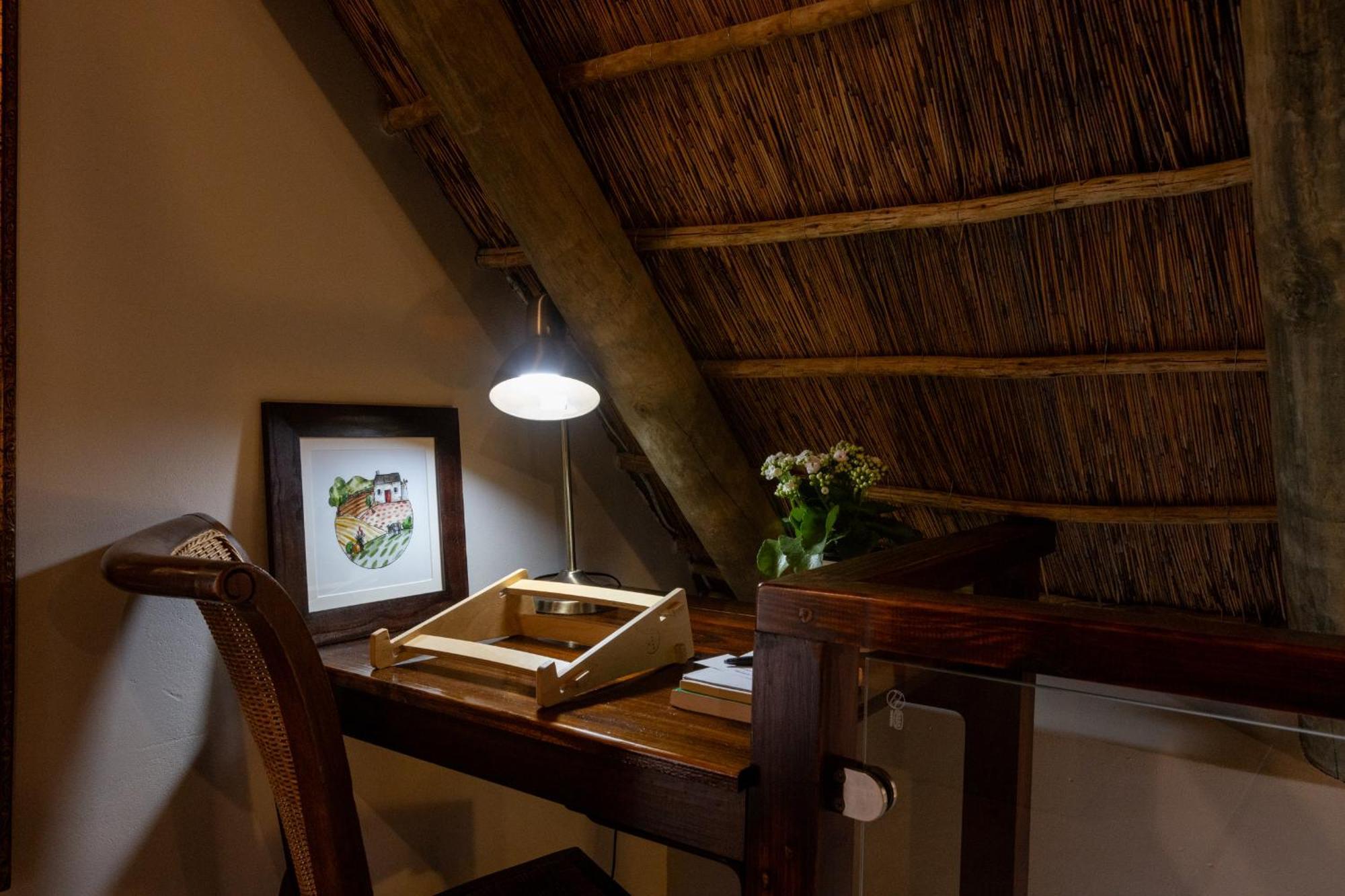 Serene, Thatched Apartment In Noordhoek, Kapstaden Eksteriør billede